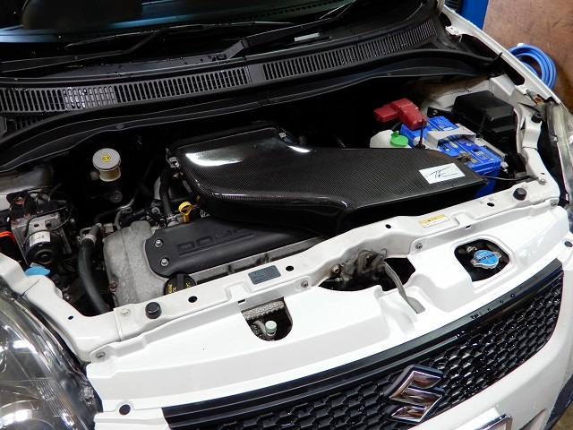 GReddy ボンネットダンパー (スイスポ ZC31S)から取外し　抜け無し GReddy ボンネットダンパー (スイスポ ZC31S)から取外し 抜け